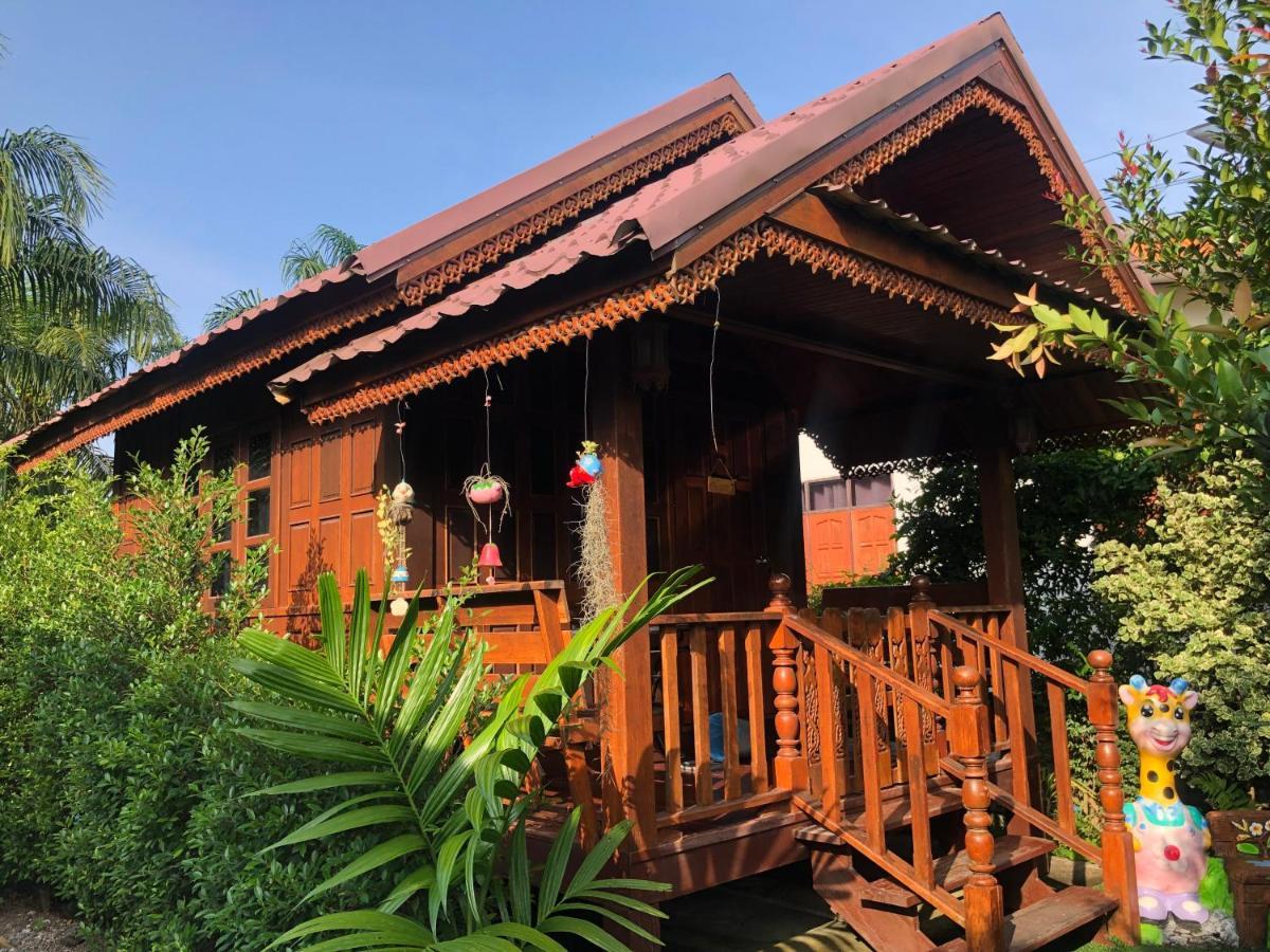 Kob Suk Resort K7 , K10 Sichon Εξωτερικό φωτογραφία